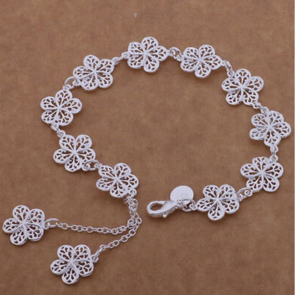 New 925 sterling silver classic FLOWER Bracelet - Picture 1 of 2